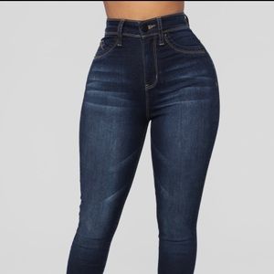 Statuesque Booty Lifting Jeans - Dark Denim